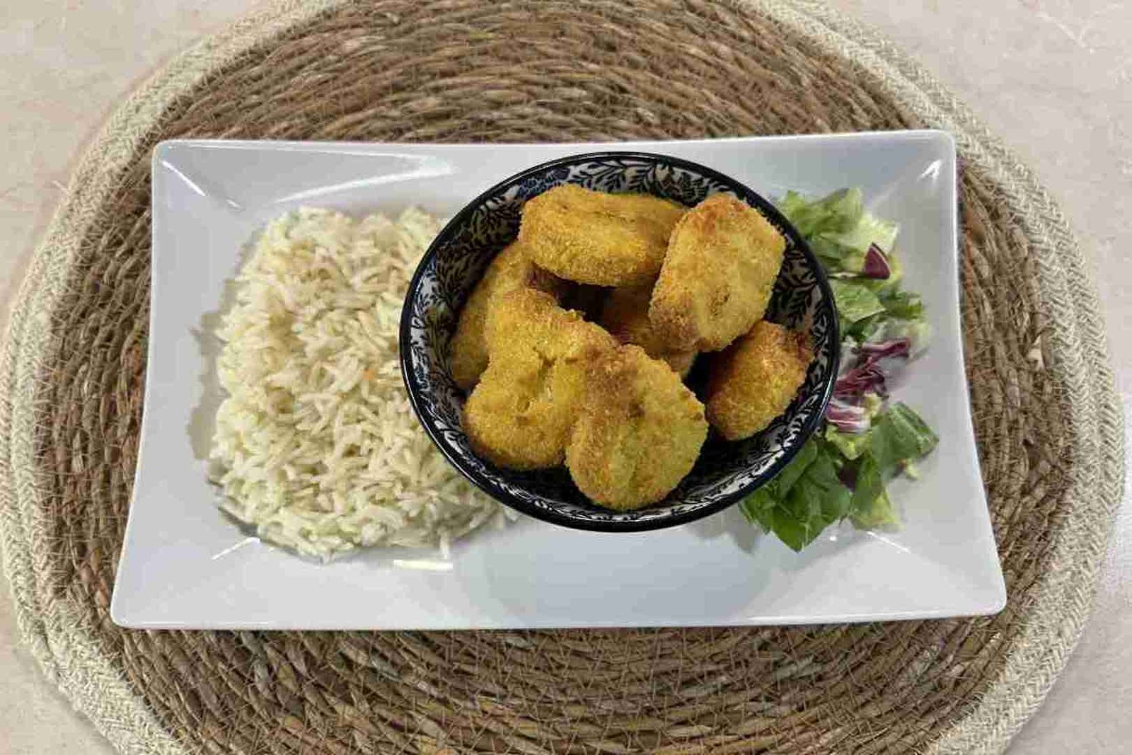 Frosne kyllingenuggets i airfryer