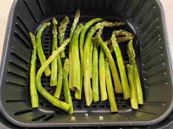 Grønne asparges med parmesan i airfryer