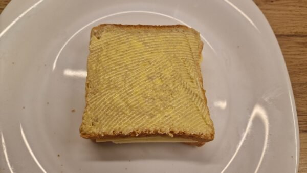 Tilberedning af amerikansk grilled cheese i airfryer 2
